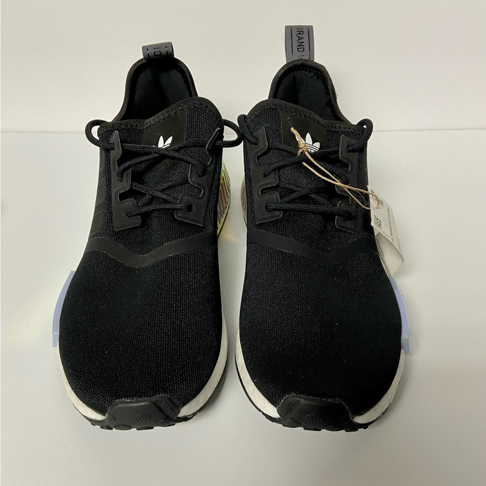 New WOMEN'S ADIDAS ULTRABOOST 5.0 DNA RUNNING SHOES Size 8.5 - Picture 2 of 5
